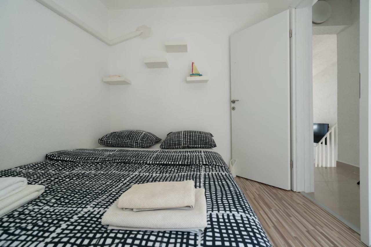 Apartment Neri Trogir Ngoại thất bức ảnh